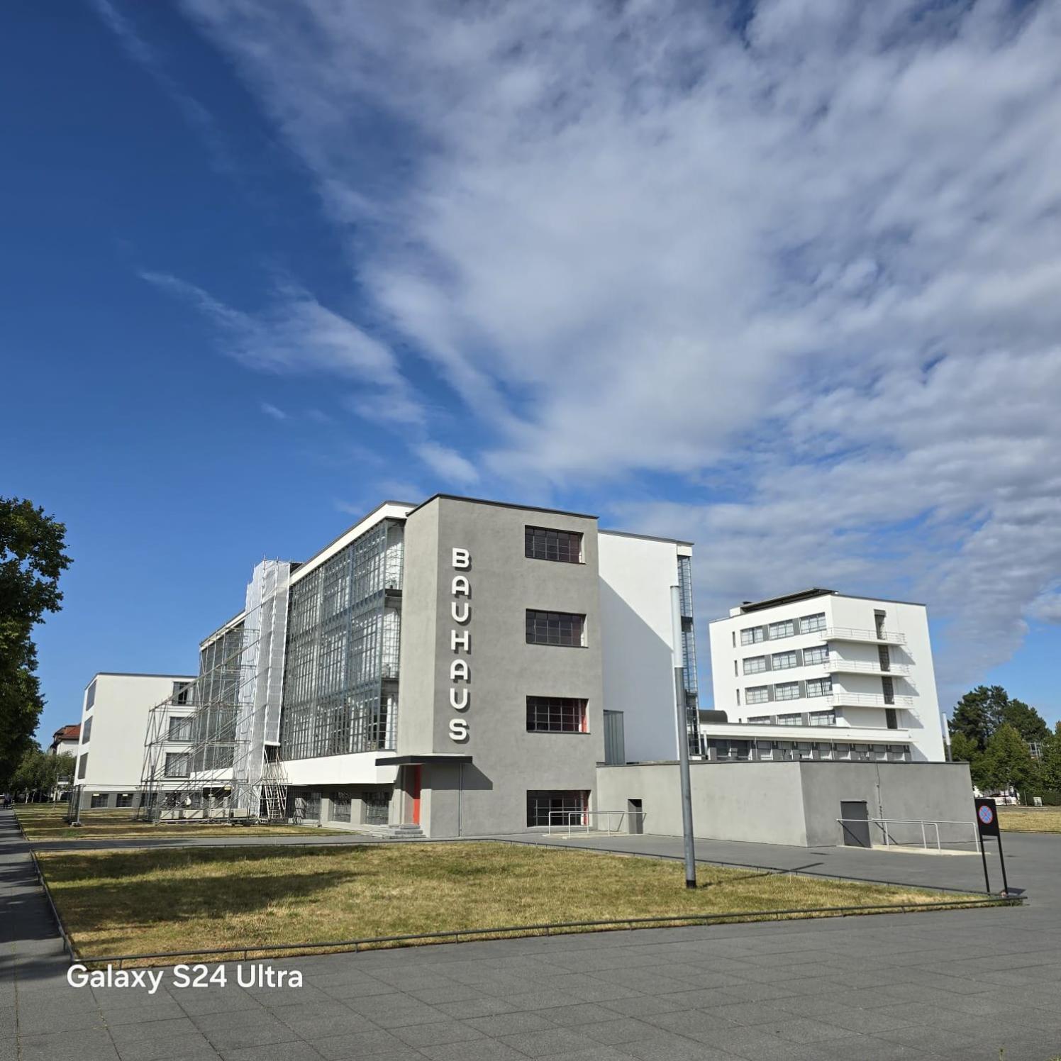 - Klimaanlage Whirpool Panoramafenster 5 Personen Kulturdenkmal * Dessau-Rosslau
